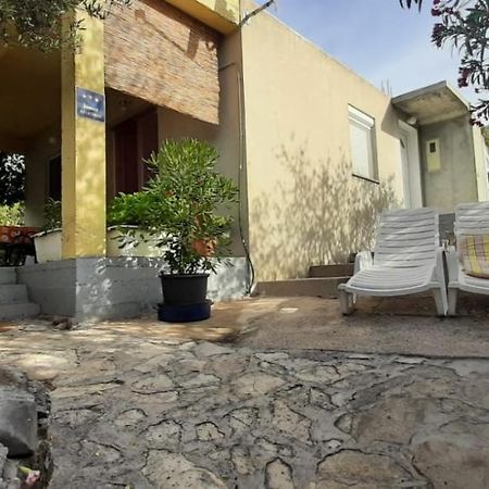 Holiday Home Zeljana Kaprije Luaran gambar