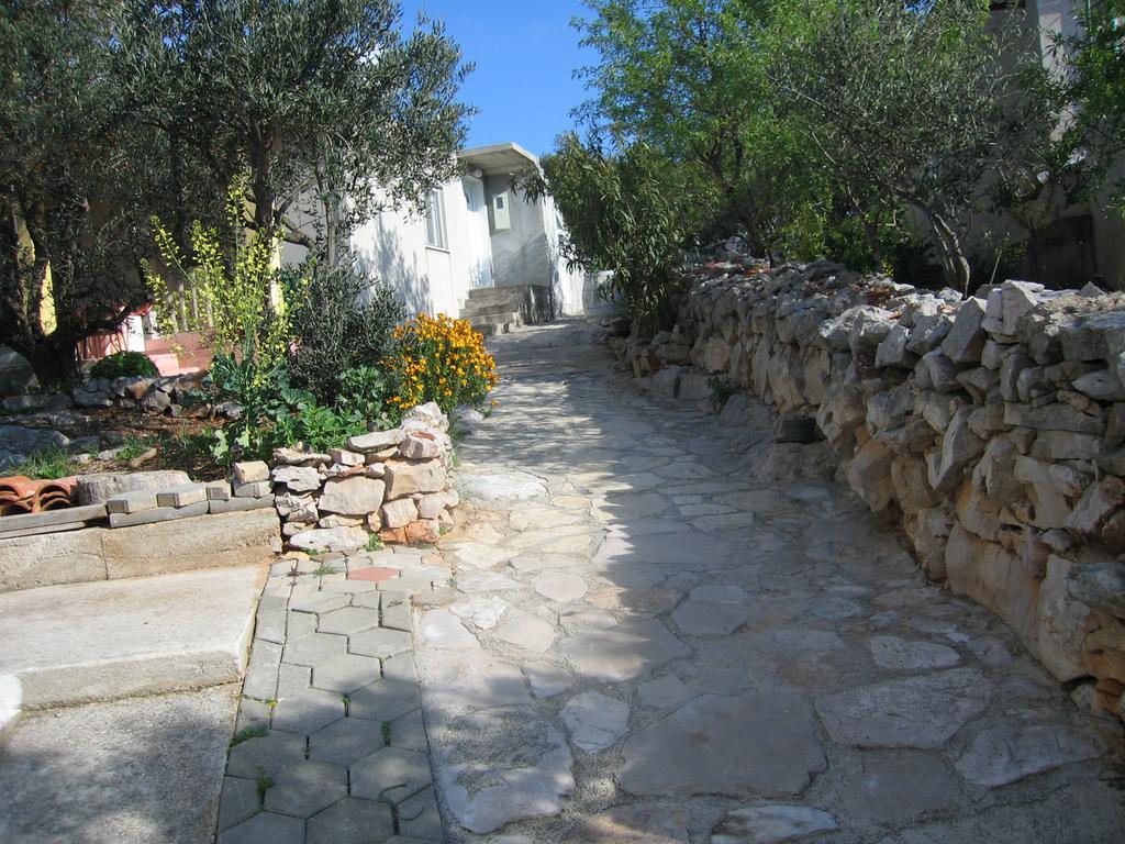 Holiday Home Zeljana Kaprije Luaran gambar